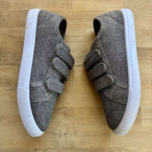 Fabkids Casual School Shoes Easy closure Multi Strap Sneaker Grey size US 4 - Picture 7 of 12